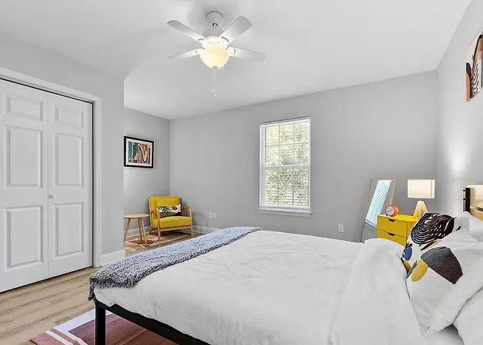Ferienhaus Beautiful 3-suite W/ Patio Dining, Big Yard Tallahassee