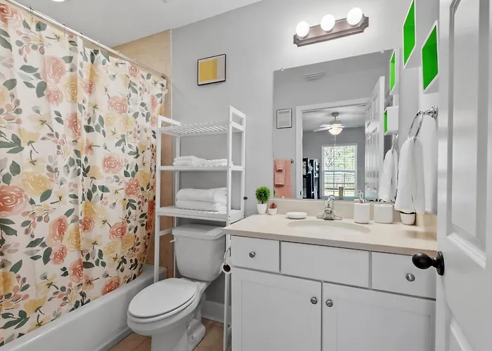 Ferienhaus Beautiful 3-suite W/ Patio Dining, Big Yard Tallahassee