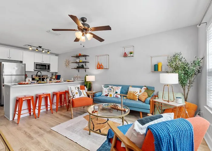 Beautiful 3-suite W/ Patio Dining, Big Yard Ferienhaus Tallahassee